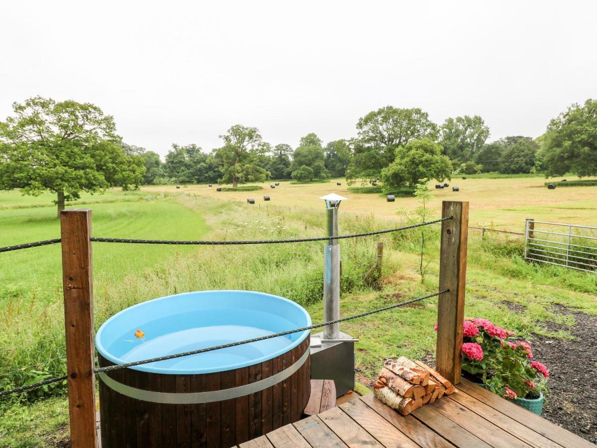 The Lazy Mare By The Water Villa Rugeley Kültér fotó